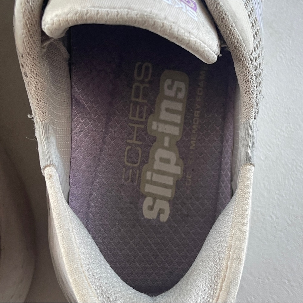 Skechers Light Beige Athletic Shoes in size 6.5 - Picture 6 of 7